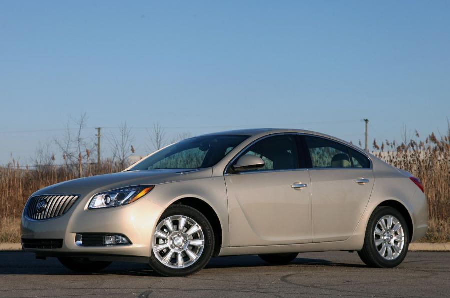  Buick Regal eAssist 2012 года  (фото 42 из 48)